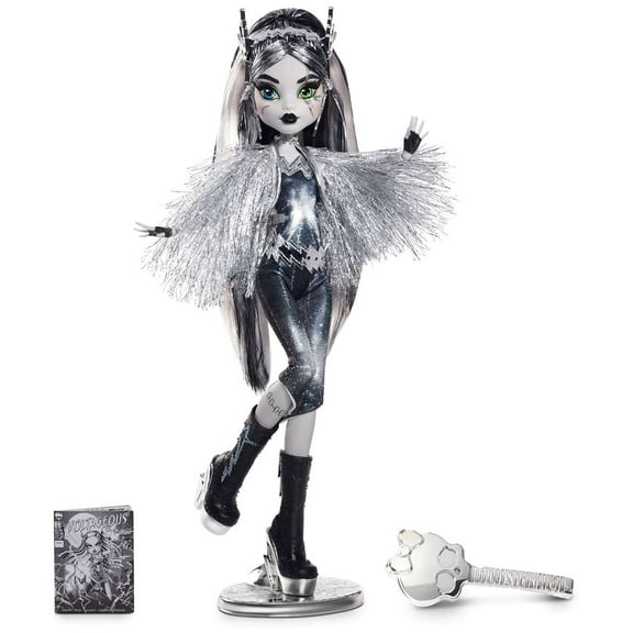Monster High SDCC 2022 Exclusive Voltageous Frankie Stein Doll