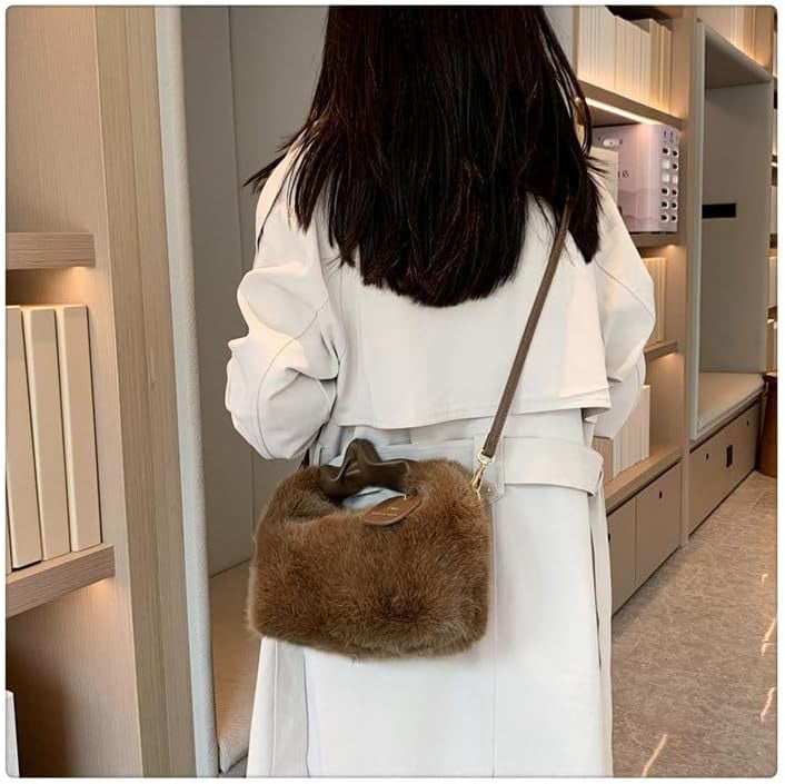 Women Fluffy Tote Bag Plush Shoulder Underarm Bag Faux Fur Crossbody Handbag with Strap Y2K Furry Purse Winter