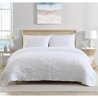 Serene White Beach - Inspired Bedding Set - Bring the Coastal Vibe to Your Bedroom