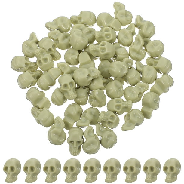 50 mini cabezas de calavera de plástico para Halloween, figuras decorativas, juguetes de broma, accesorios para fiestas de Halloween.