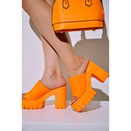 

CAPE ROBBIN ECHOYA Heels