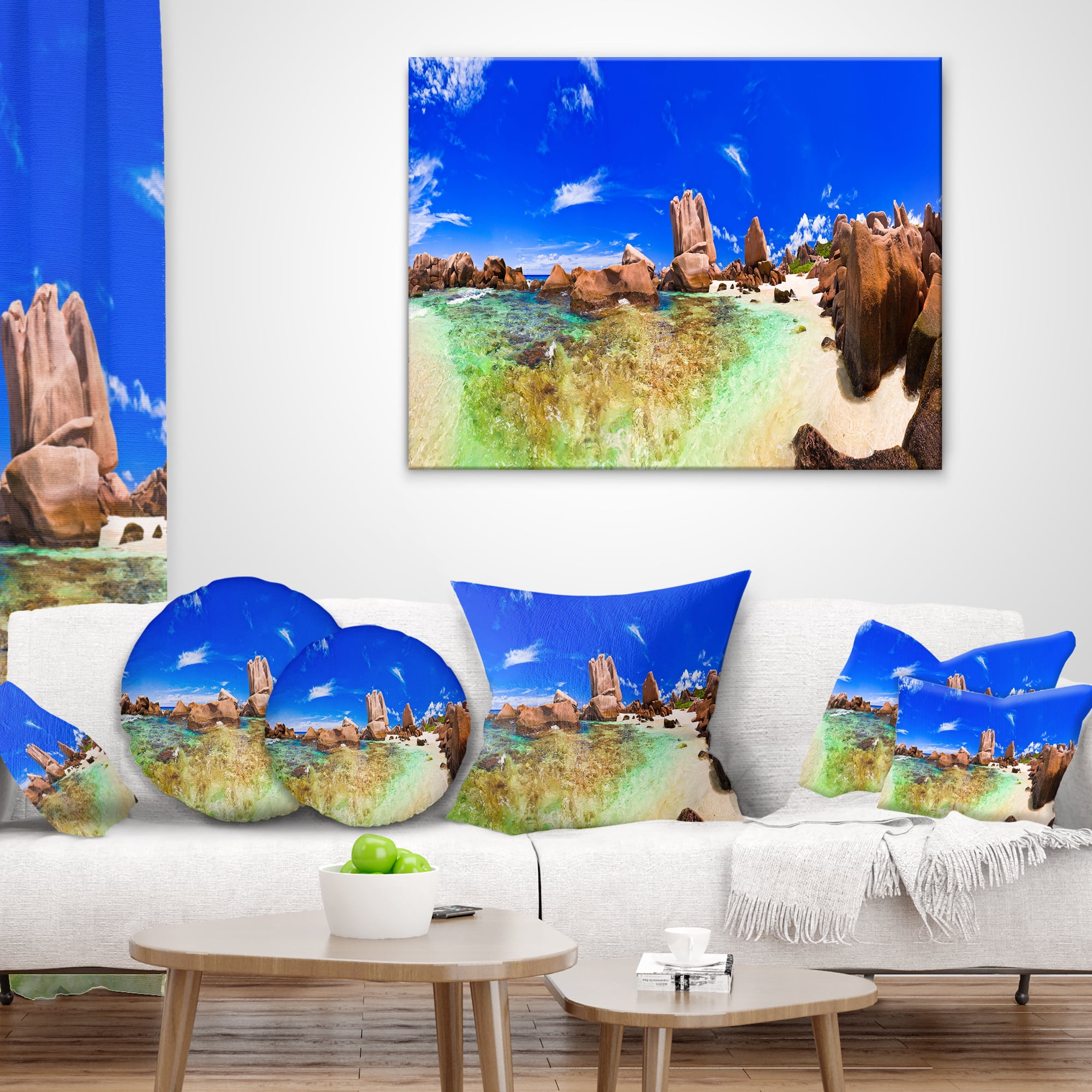 Designart Bright Tropical Beach Panorama - Landscape Photography Throw Pillow - 18x18