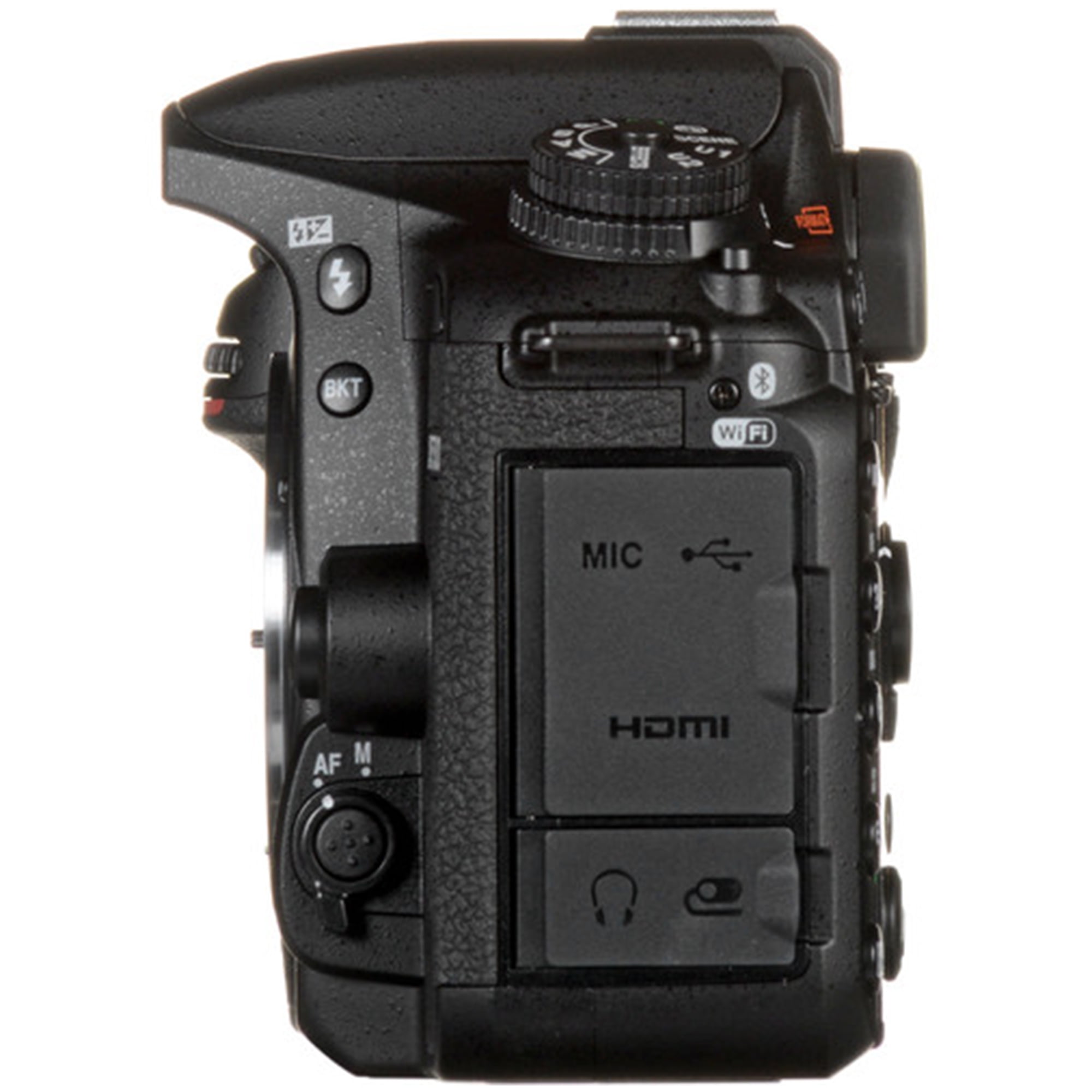 Nikon D7500 DSLR Camera with 18-140mm Lens 1582