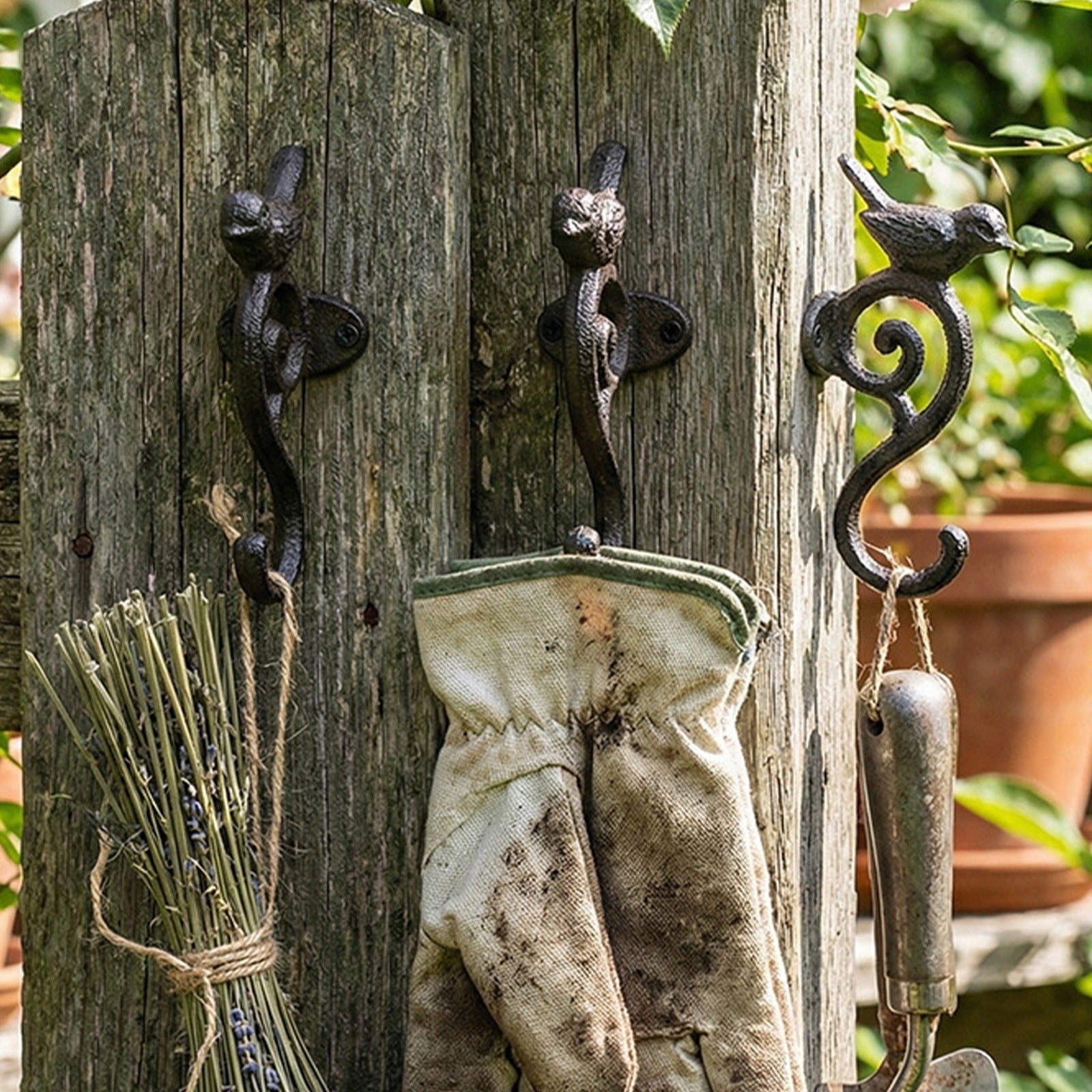 Fmxomd Rustic Cast Iron Hanging Planter Bracket – Versatile Hook for Flower Pots, Bird Feeders, Wind Chimes, and Lanterns – Perfect for Indoor and Outdoor Use on Walls, Fences, Patios, and Gardens