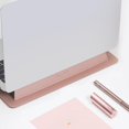 thumbnail image 2 of Soporte plegable SenseAge para ordenadores portátiles de hasta 15,4 pulgadas, color rosa oscuro, 2 of 9