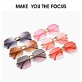 thumbnail image 3 of Gafas de sol cuadradas sin marco grises dobles tendencia de moda gafas de sol sin marco con borde cortado gafas de sol de pasarela estilo callejero para mujer, 3 of 8