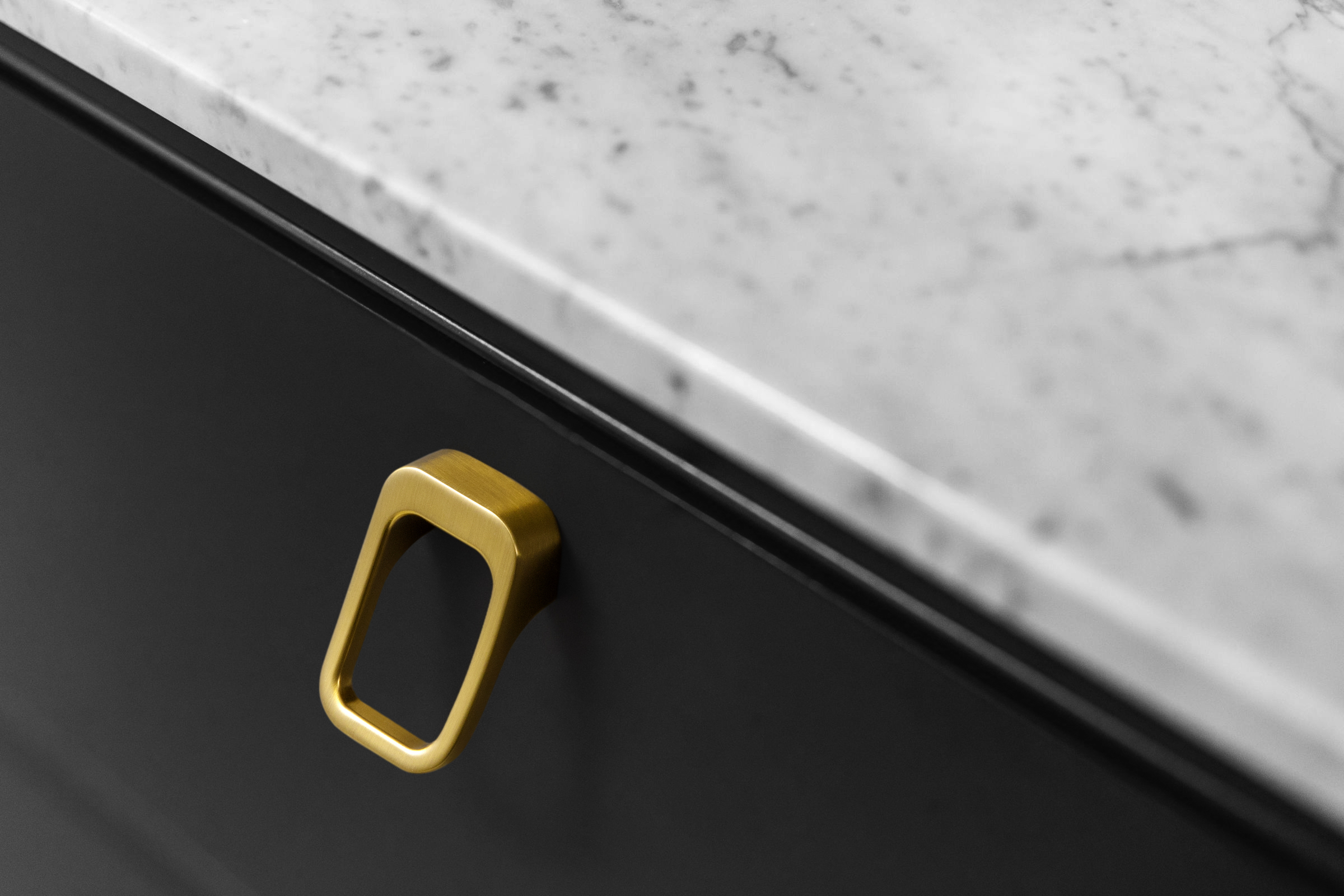 Goo-Ki Brushed Gold Cabinet Knobs with 0.6''(16MM) Hole Center, Modern Zinc Alloy Cabinet Handles for Drawer,Wardrobe,Cupboard, 6 Pack