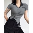 thumbnail image 3 of Venta de liquidación barata, tops cortos de moda coreana con dobladillo irregular para mujer, camisetas ajustadas de retazos con cuello en V, ropa de calle, camisetas vintage, 3 of 6