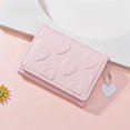 thumbnail image 2 of Monedero pequeño con adornos de amor para mujer, monedero corto de PU con relieve de amor, 2 of 3