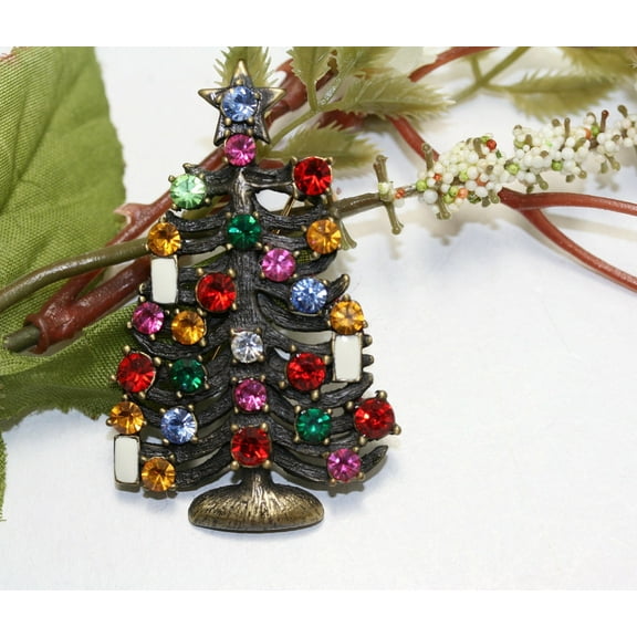 Vintage Rhinestone Christmas Tree 3 Candles & Star Brooch Pin
