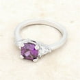 thumbnail image 1 of Bague Classique Shoonda avec Coussin en Zircon Cubique 1,8 Coupé, Transparent - Taille 8, 1 of 1