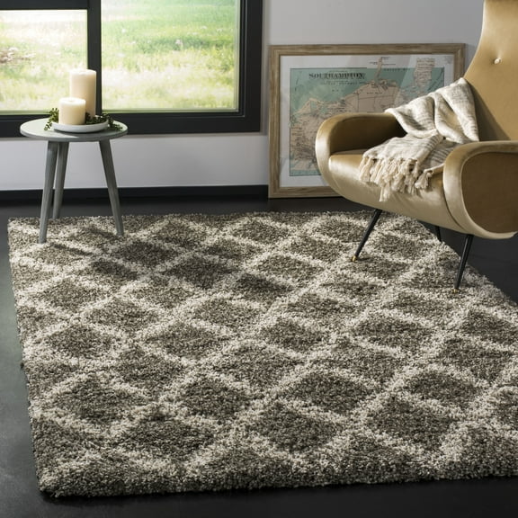 SAFAVIEH Hudson Franklin Geometric Diamonds Shag Area Rug, Grey/Ivory, 5' x 5' Square