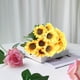 thumbnail image 2 of Decoración de pared artificial de girasol - Arreglo floral artificial y realista, guirnalda floral amarilla brillante, decoración colgante fácil de mantener, 1 set de simulación, 2 of 9
