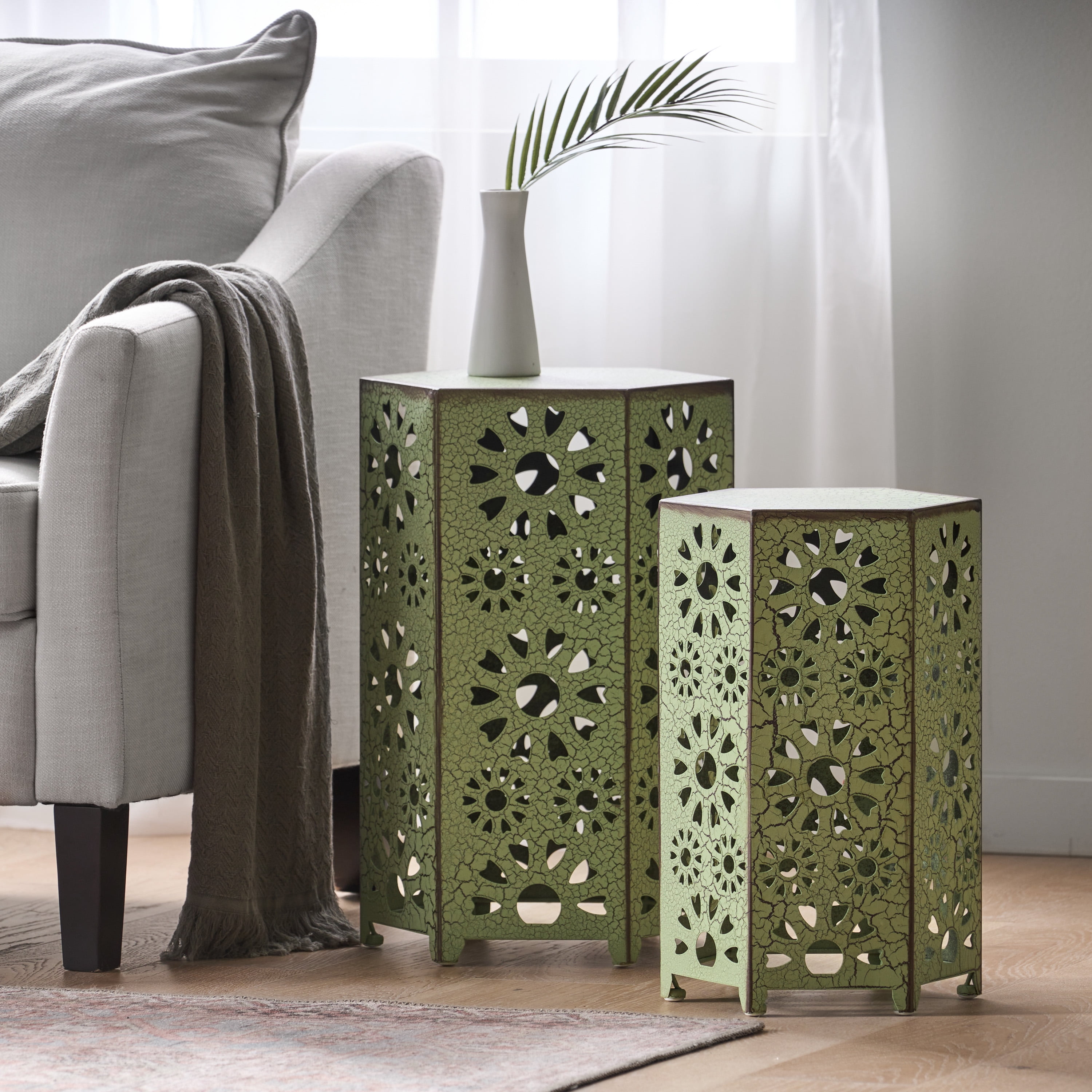 Outdoor Hollow Out Side Table Set of 2, Iron Craft Accent Tables for Patio Garden, Crackle Green