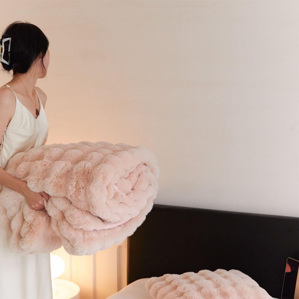 Marshmallow Cloud Fleece Throw Blanket, Rabbit Plush Faux Fur Blanket