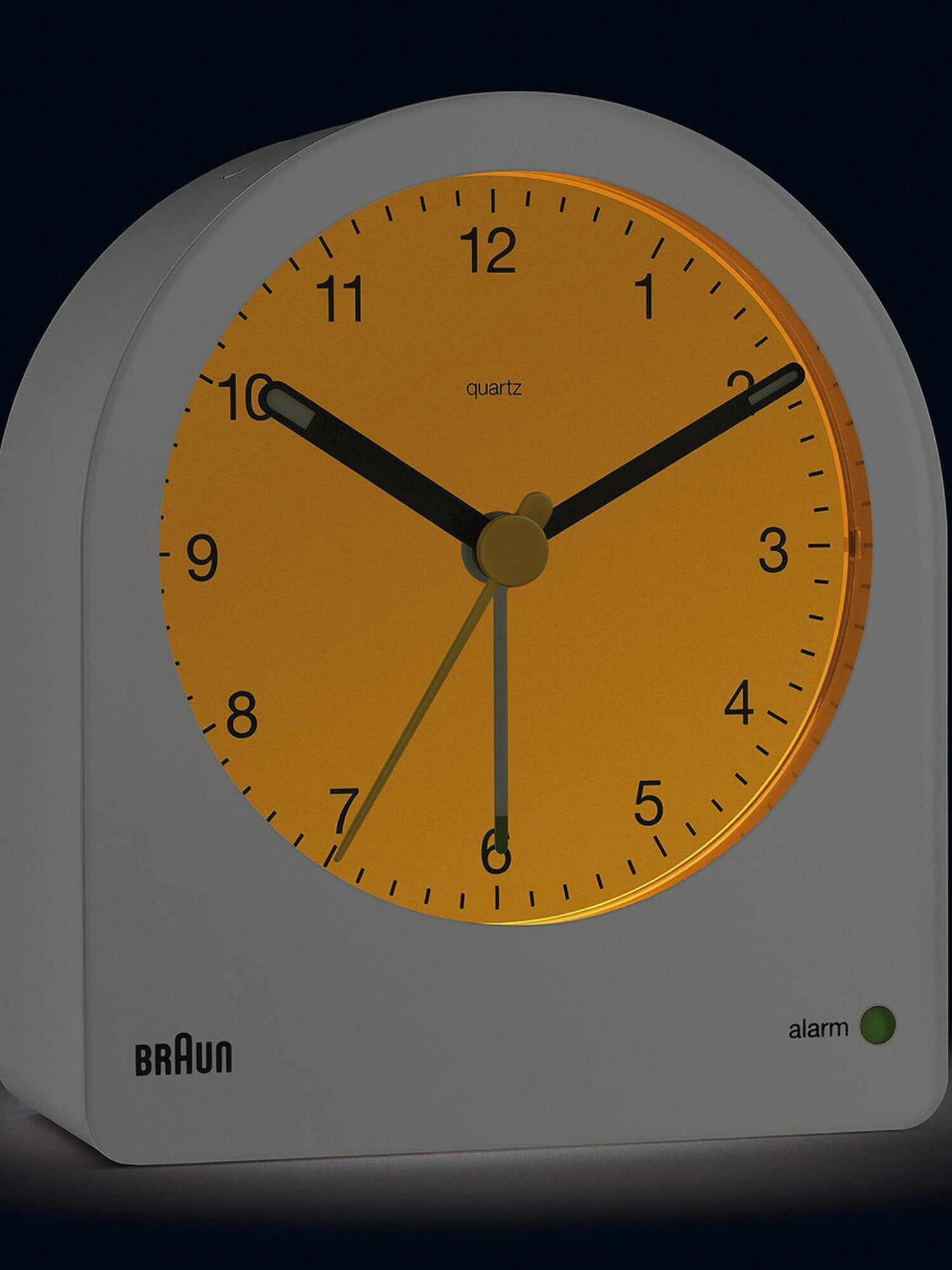 Braun Classic Analogue Alarm Clock with Snooze and Continuous Backlight, Quiet Quartz Movement, Crescendo Beep Alarm in White, model BC22W.