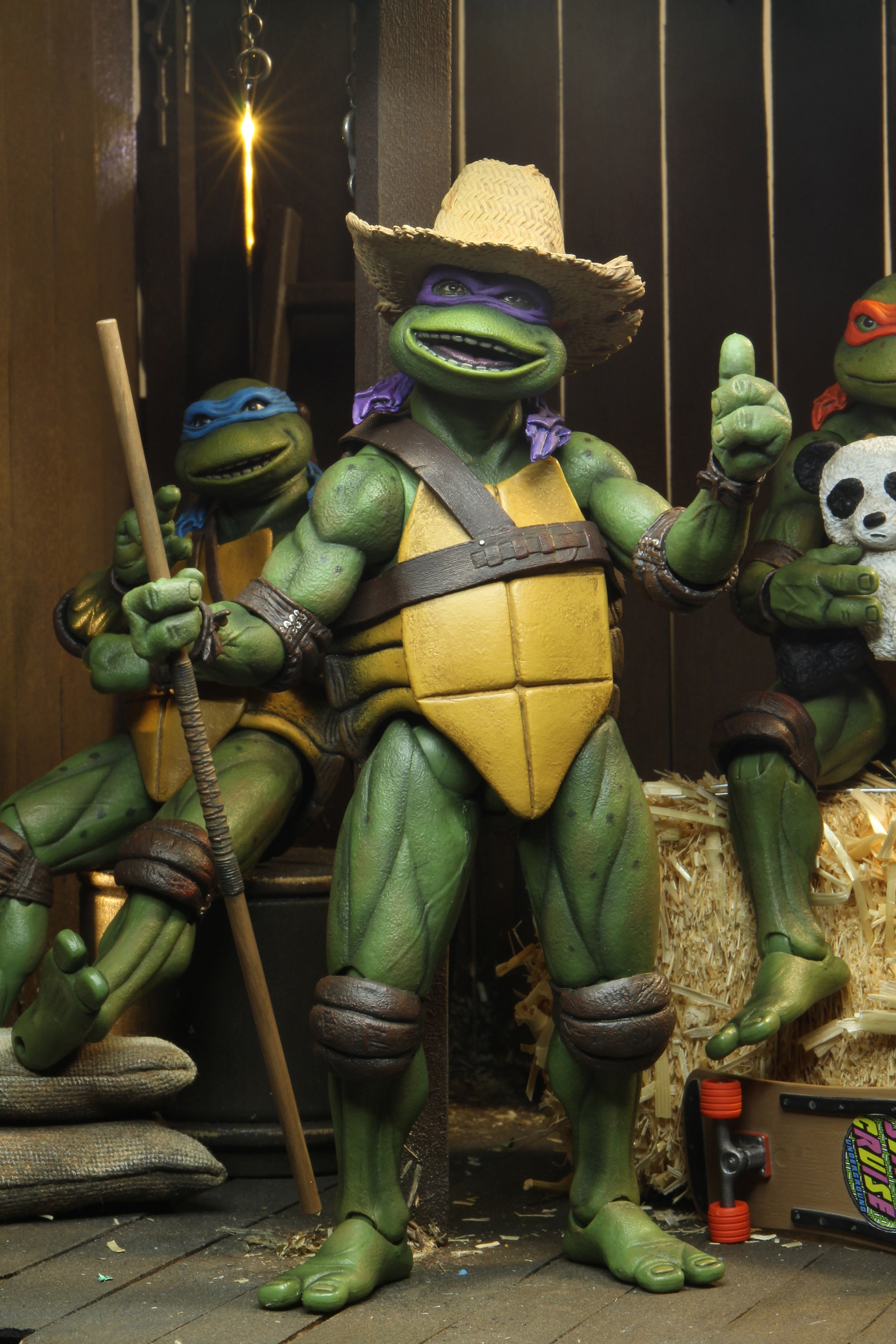 Teenage Mutant Ninja Turtles (1990 Movie) – 7” Scale Action Figure – Ultimate Donatello