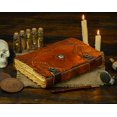 thumbnail image 4 of Libro de hechizos Spell Book Hocus Pocus Cuaderno de piel, 13 x 10 cm, 4 of 7