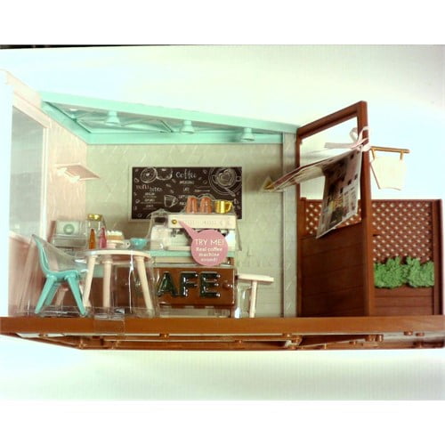 lori doll cafe