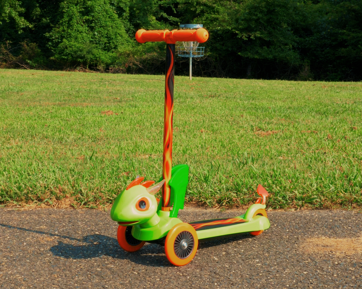 Dimensions Fire Breathing Dragon 3D Scooter with 3 Wheels Tilt and Turn- Green, For Boys and Girls Ages 3+, Max Weight 75lbs, Foot-Activated Brakes