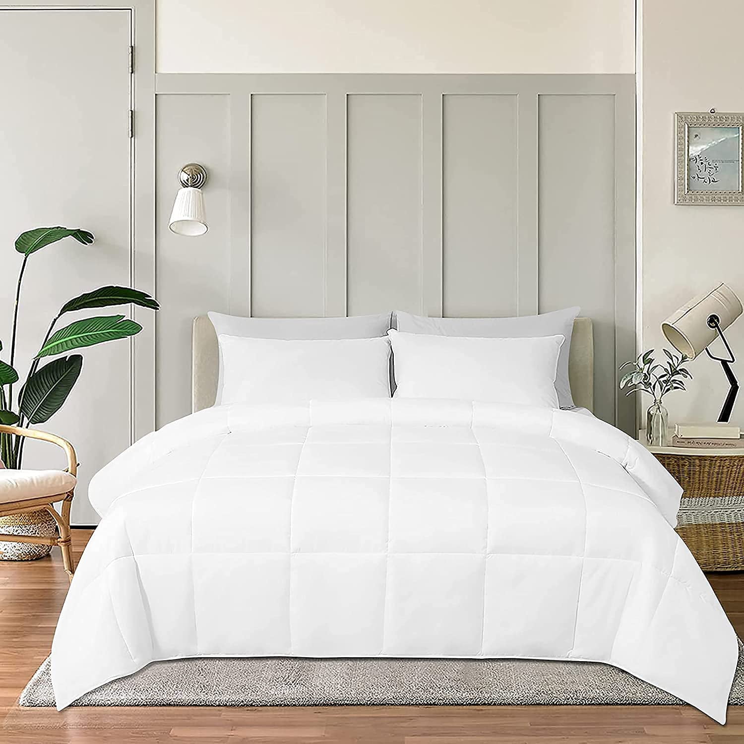 Super King Plus 1 PC Comforter Solid White Luxurious Collection Super King Plus 1 PC Comforter Solid White Luxurious Collection