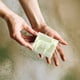 thumbnail image 5 of Jabón facial y corporal de leche de oveja natural con extracto de proteína de seda - Limpiador blanqueador e hidratante para minimizar los poros, controlar la grasa y reparar la piel - Barra de baño, 5 of 7