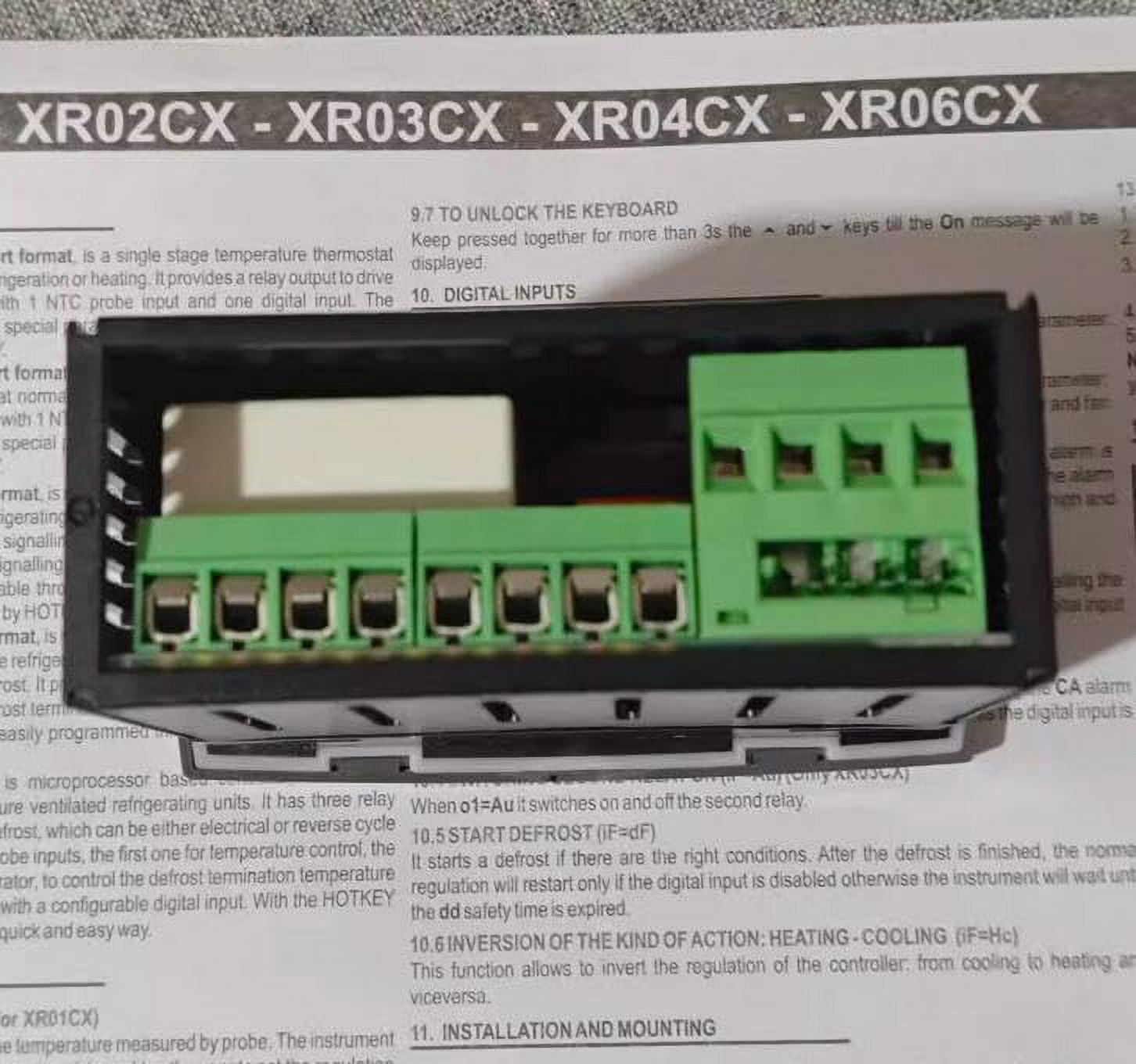 Dixell XR06CX-5N0C1 230V/50-60Hz Digital Thermostat Controller Compressor Defrost Fans Adjustable with 2 Pieces Temperature Probe Sensors for Refrigerating Freezers Units