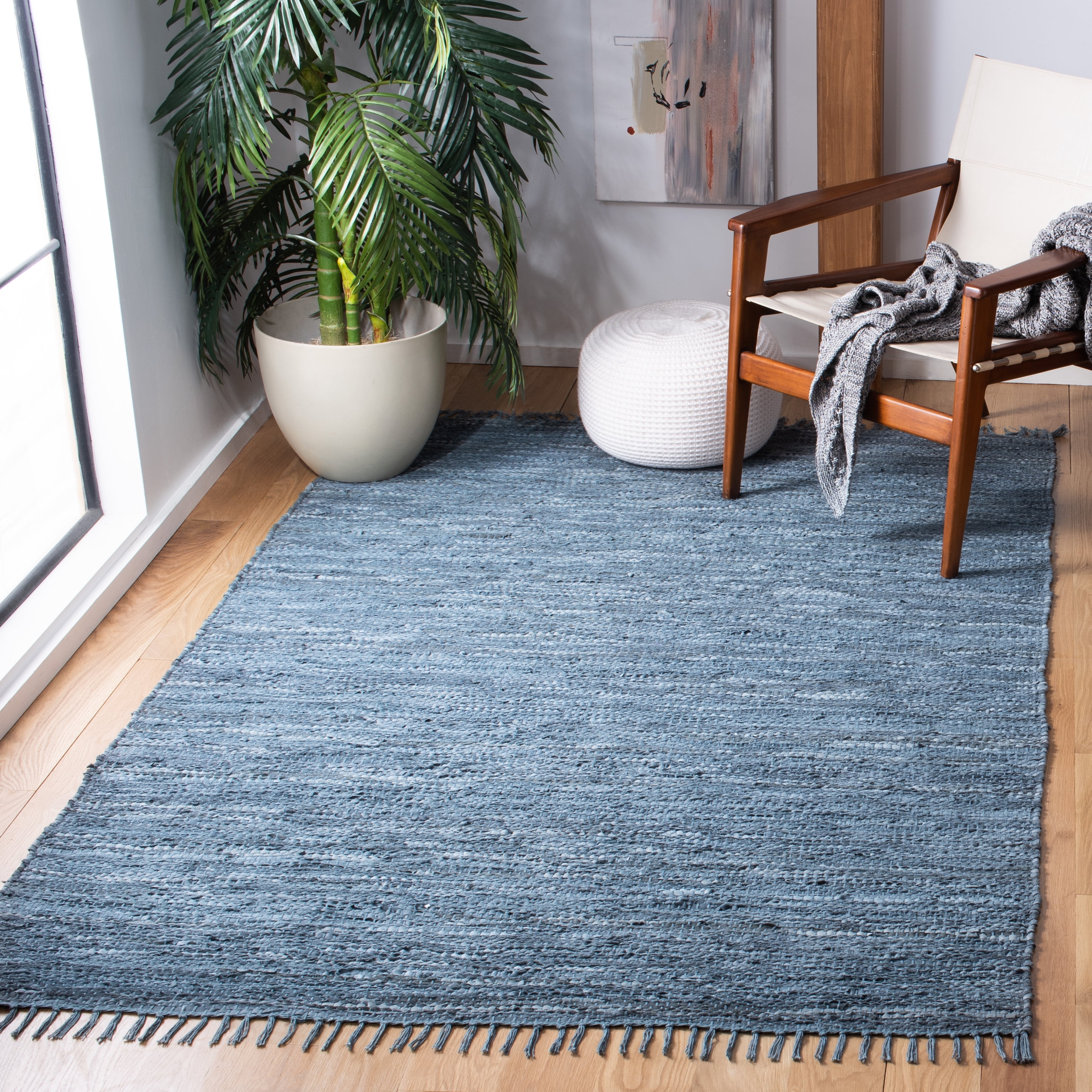 SAFAVIEH Vintage Leather Christal Solid Area Rug, Blue/Grey, 4' x 6'