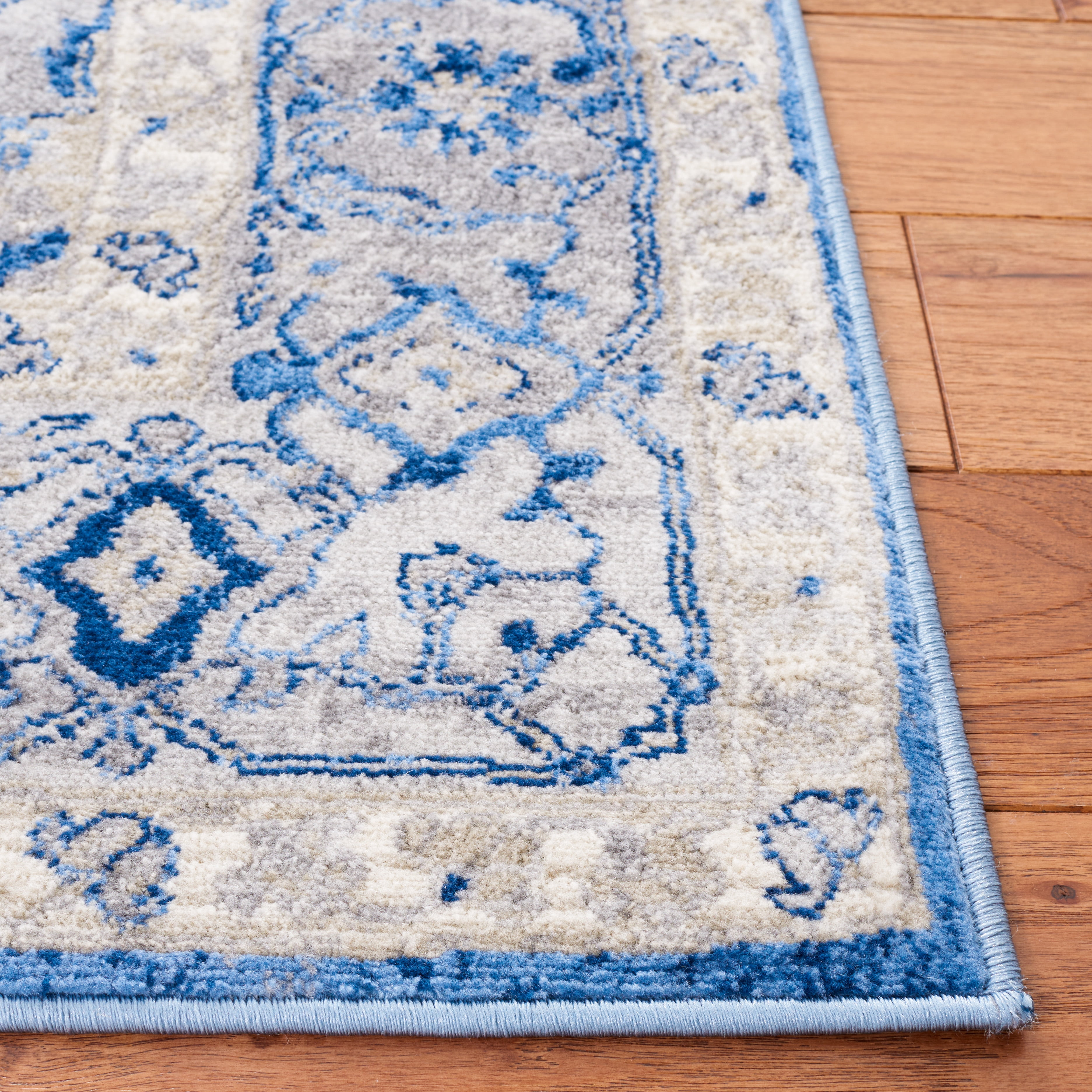 SAFAVIEH Brentwood Dimas Oriental Area Rug, Blue/Gray, 6' x 9'