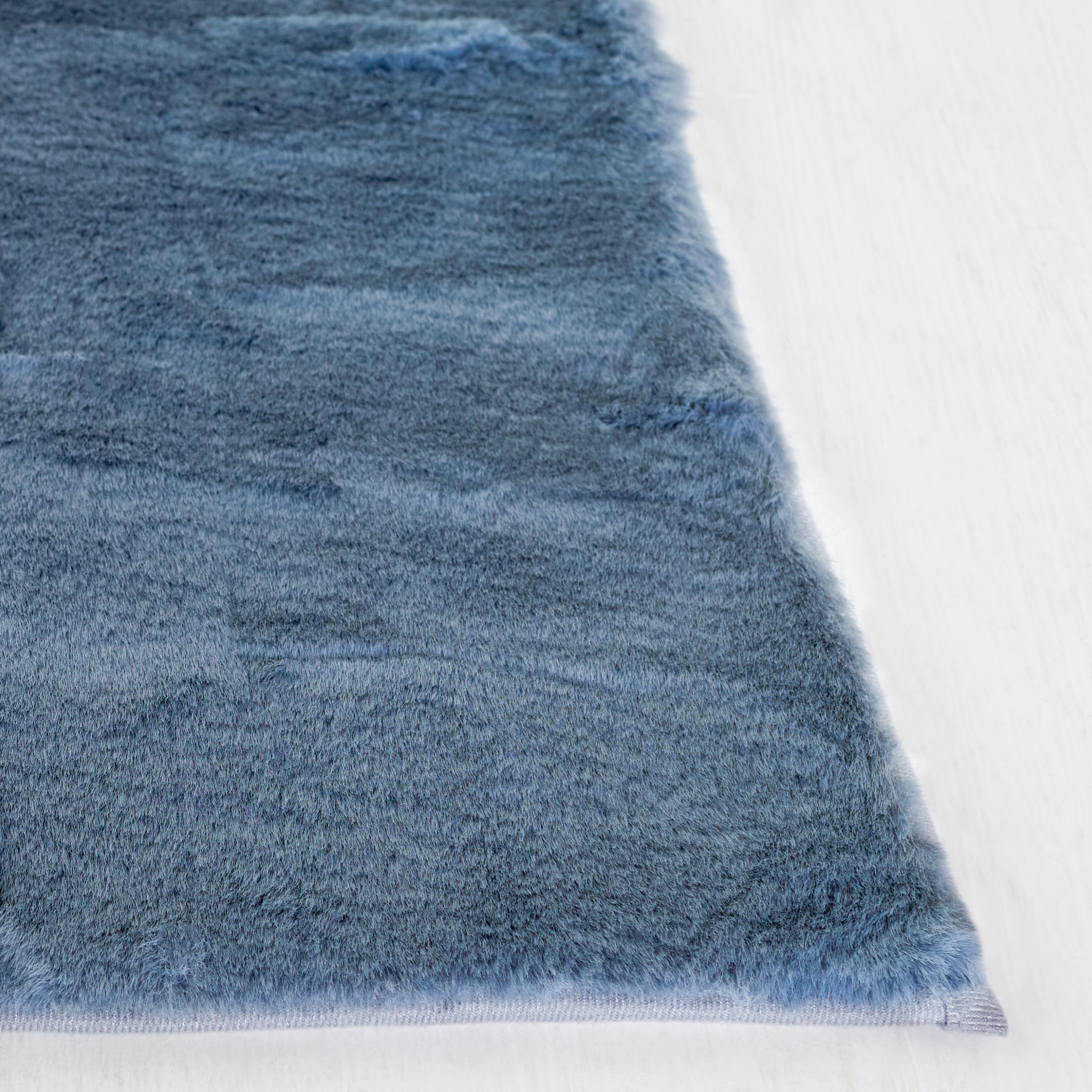 Safavieh Faux Rabbit Fur Davin Solid Machine Washable Slip Resistant Area Rug, Dark Gray, 6' x 6' Square