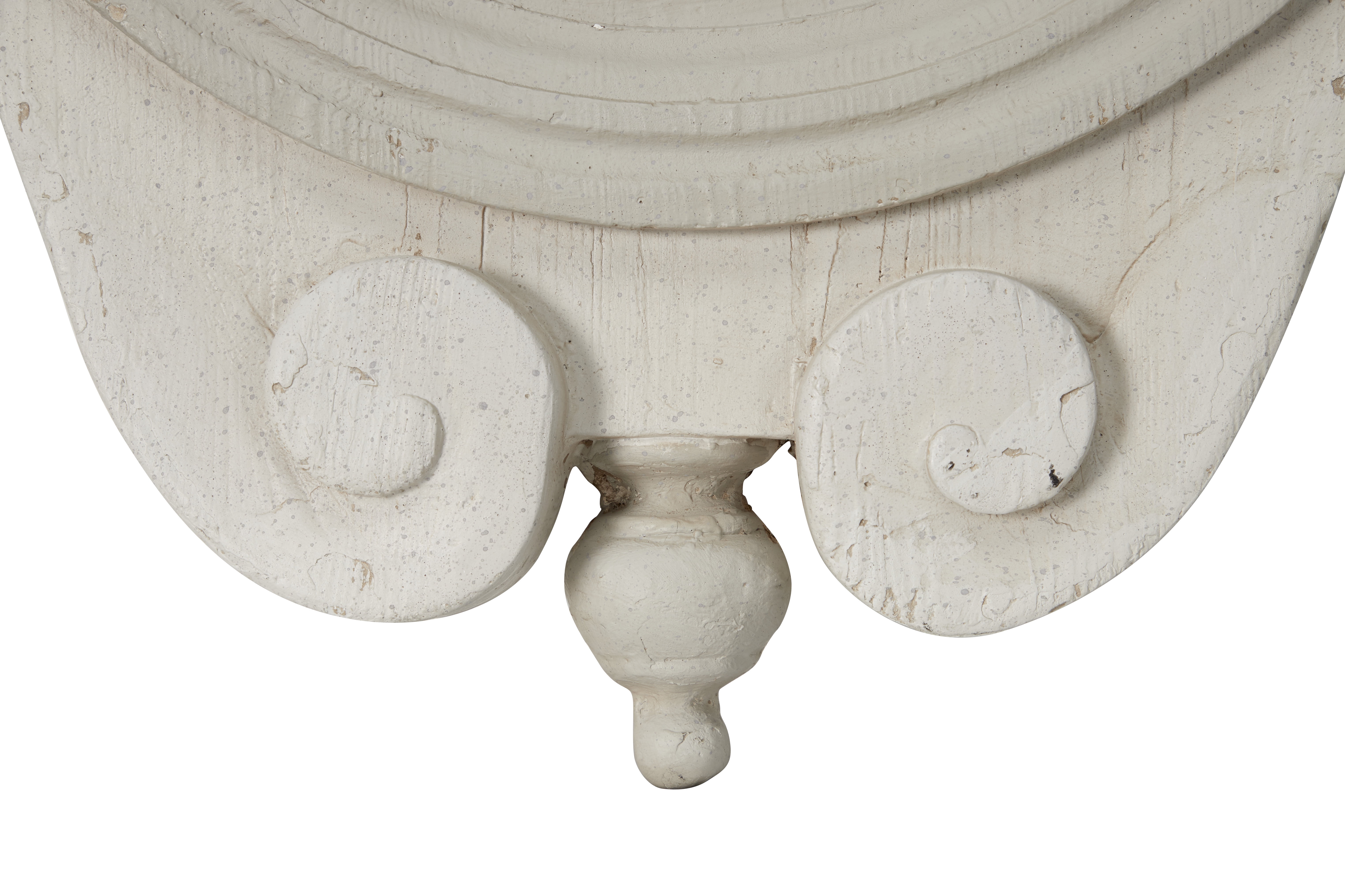Decmode 33.5” x 44” Large Antique Light Gray Wood Round Wall Clock w/ Arched Frame & Finials