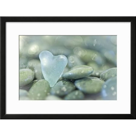 Wrought Studio Heart Shaped Beach Glass And Wet Rocks