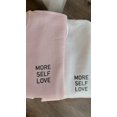 thumbnail image 1 of Pull Blanc Plus Amour-propre, 1 of 1