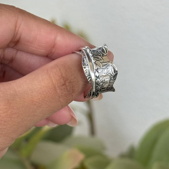 Handmade Boho Fidget Spinner Ring for Women – 925 Sterling Silver Anxiety Thumb Ring, Stress-Relief Meditation Spinner Band, Unique Birthday Gift for Her