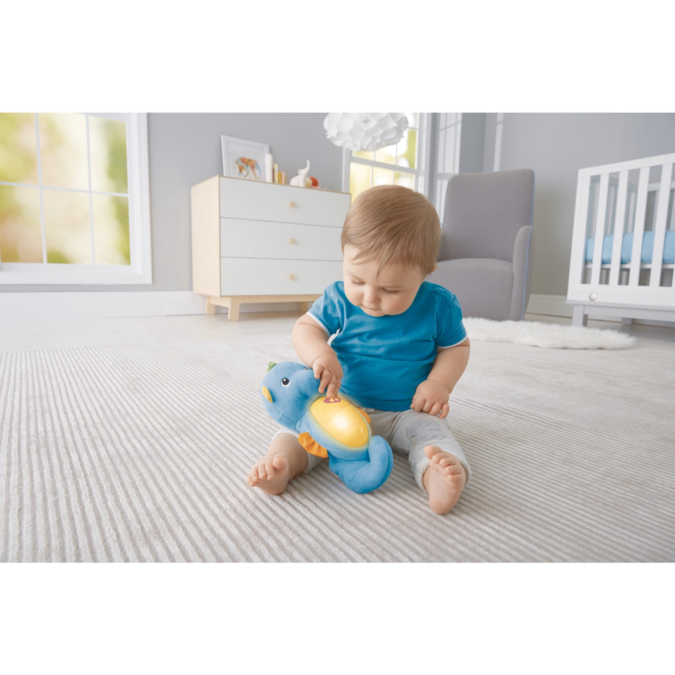 Fisher-Price Soothe & Glow Seahorse, Musical Plush Toy & Sound Machine for Baby with Lights, Blue