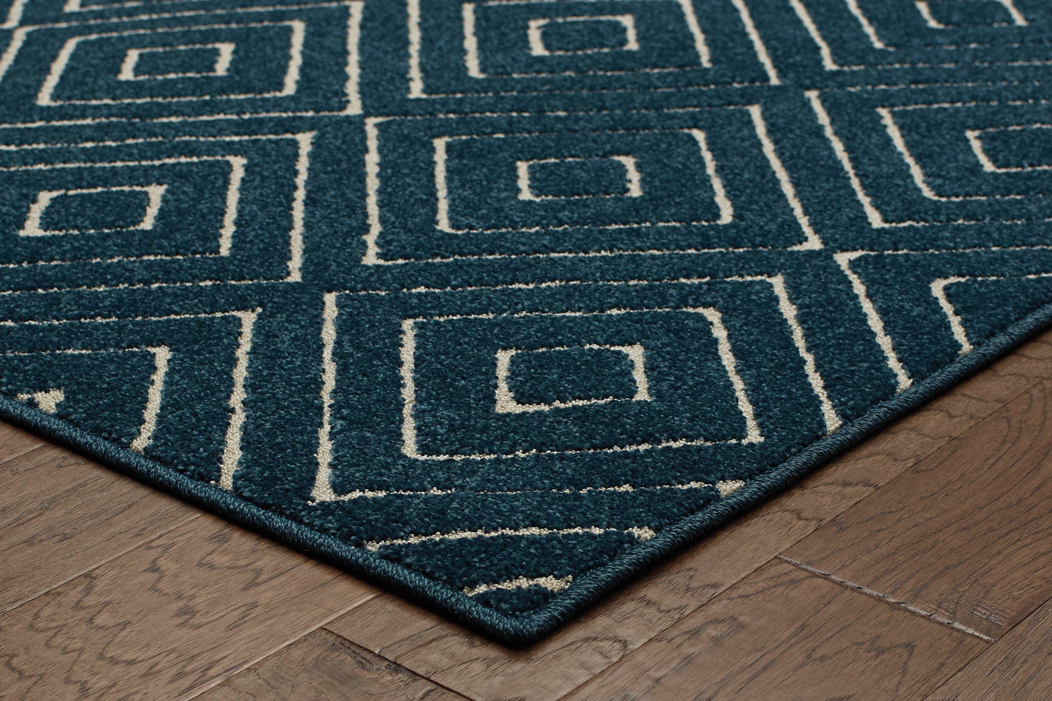 Melba Geometric Outdoor Area Rug, Navy/ Ivory, 6' x 9'