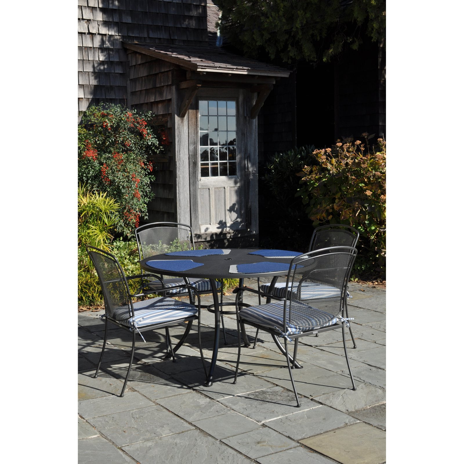 Kettler round online garden table