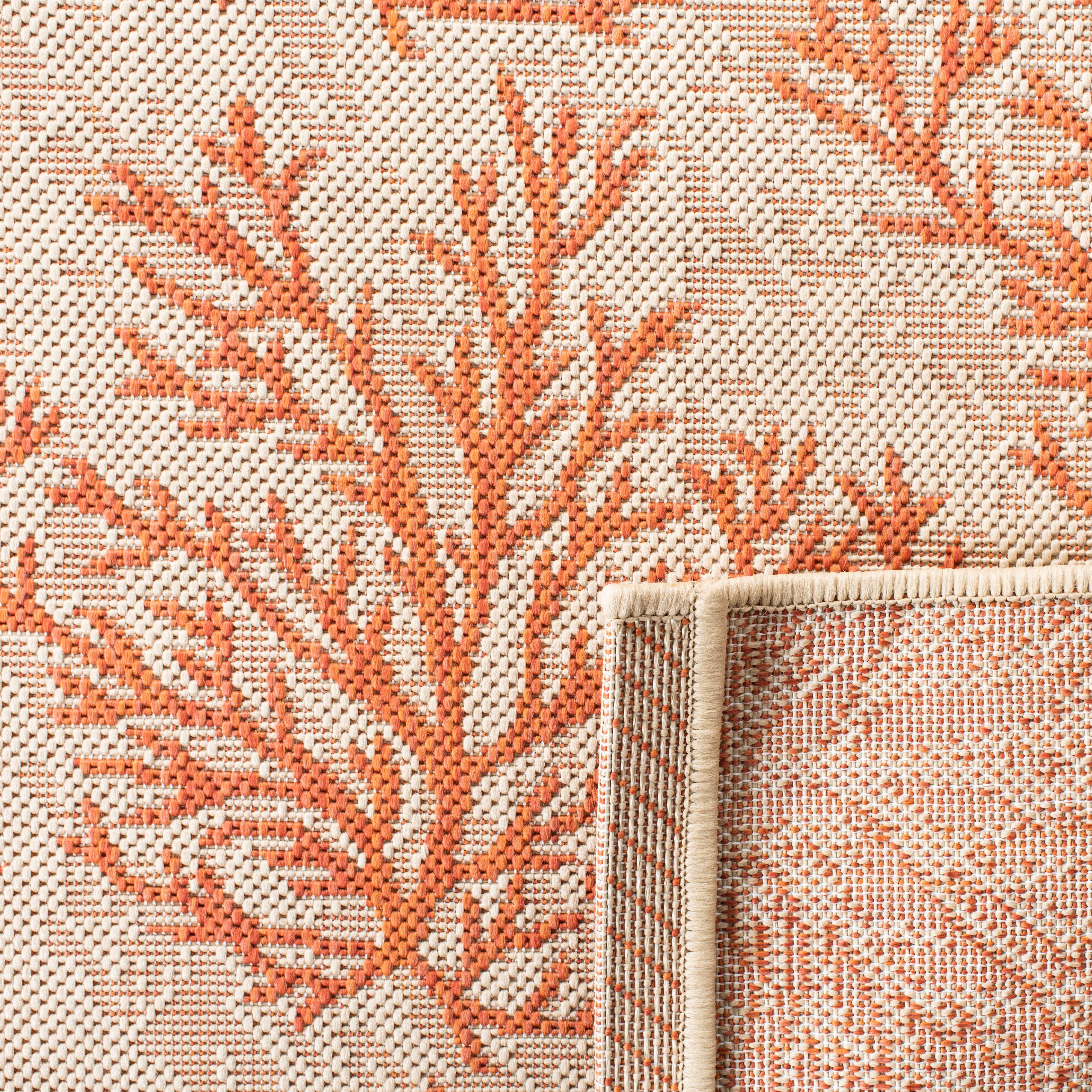 Safavieh Courtyard Fionntan Botanical Indoor/Outdoor Area Rug, Beige/Terracotta, 5'3" x 7'7"