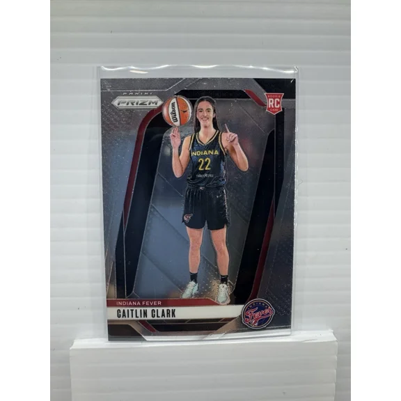 2024 WNBA Prizm Caitlin Clark Photo Variation Rookie RC Indiana Fever NM #145
