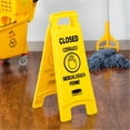 thumbnail image 4 of Letrero de Piso Plegable Rubbermaid Multilingüe "Closed", 25", ANSI/OSHA, Amarillo, 4 of 5