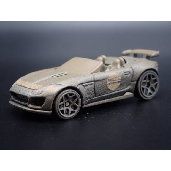 Open Box 2015-2016 JAGUAR F-TYPE PROJECT 7 RACER MUDDY RACED 1:64 SCALE DIECAST MODEL CAR