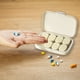 thumbnail image 5 of Caja de almacenamiento portátil, contenedor de plástico sellado con tapa, 8 compartimentos para organizar por la mañana, el mediodía y la noche, diseño de color sólido con múltiples, 5 of 8