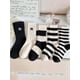 thumbnail image 4 of 5 Pares Calcetines Deportivos De Mujer Estampado A Rayas, 4 of 6