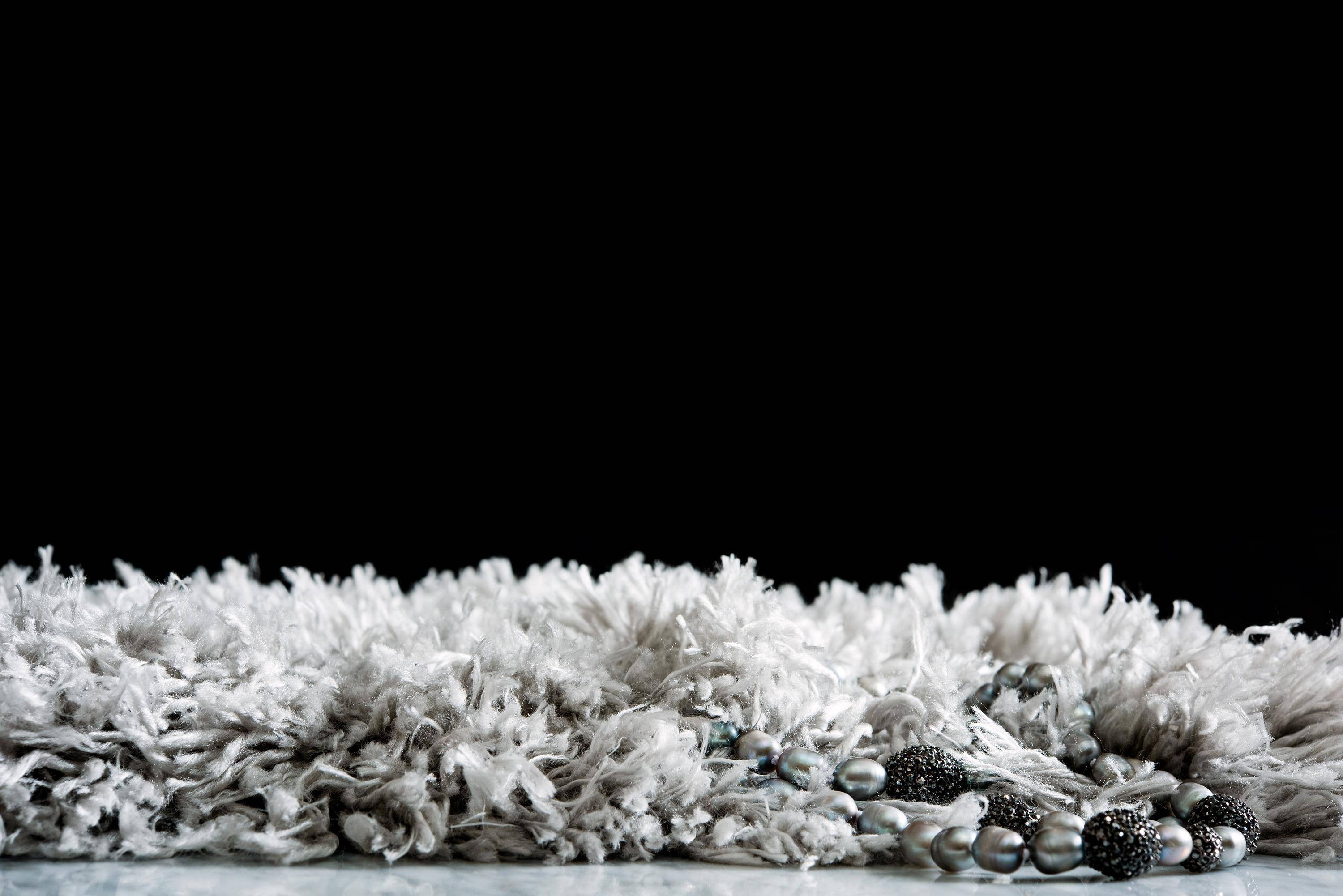Unique Loom Marilyn Monroe Opulence Shag Collection Area Rug - (8' x 10' Rectangle Silver Screen)