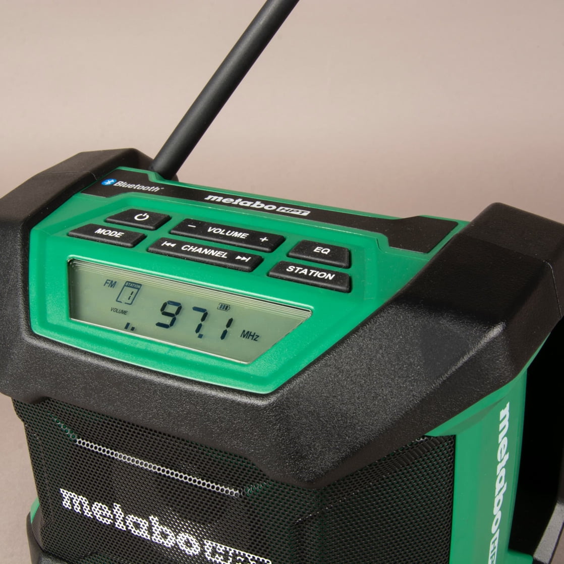 Metabo HPT 18V Cordless Bluetooth Radio Tool Only, UR18DAQ4