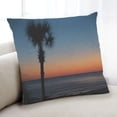 thumbnail image 1 of Ahgly Company Plants Palm Tree Coussin Intérieur, 18 Pouces par 18 Pouces, 1 of 6