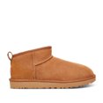 thumbnail image 1 of UGG Classic Ultra Mini pour Femmes en Châtaigne, 12 US, 1 of 3
