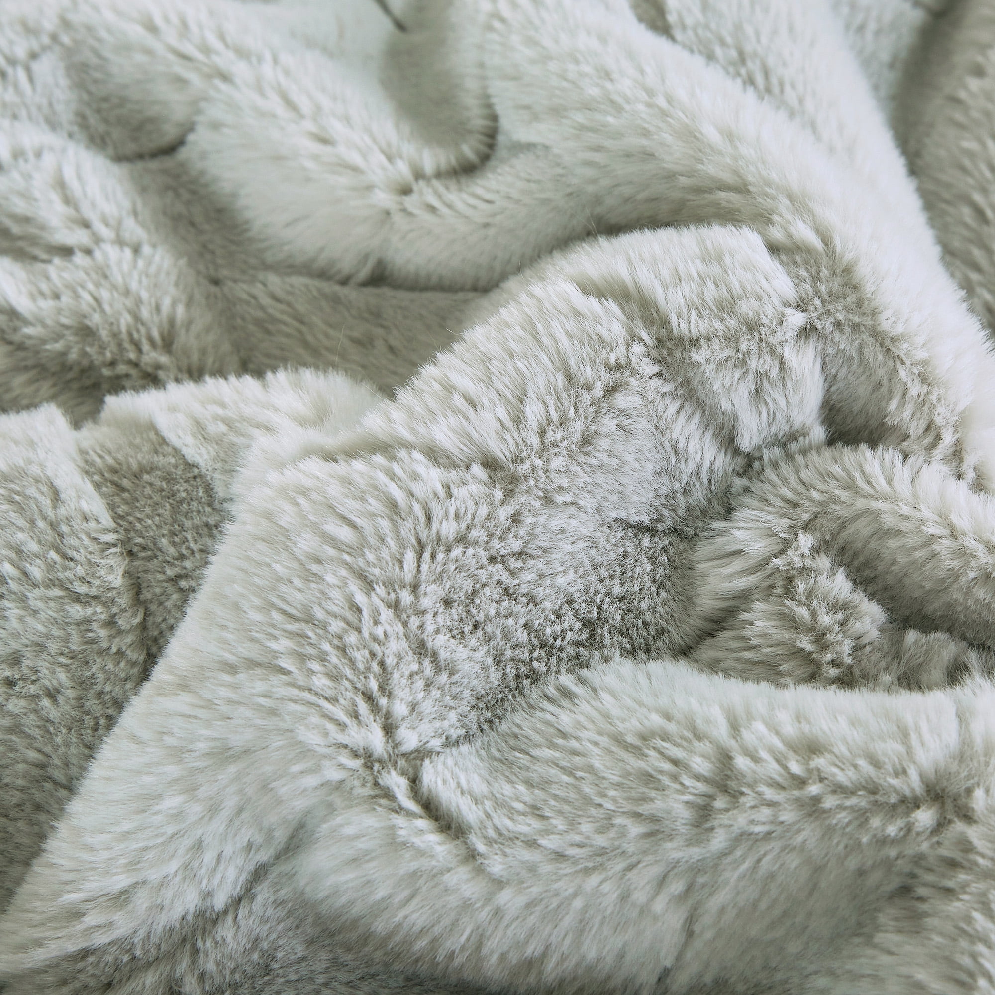 HIG 4-Piece Grey Faux Fur Comforter Set – Soft Cozy Carved Texture, All-Season Bedding, Includes Comforter, 2 Shams & 1 Decorative Pillow, King
