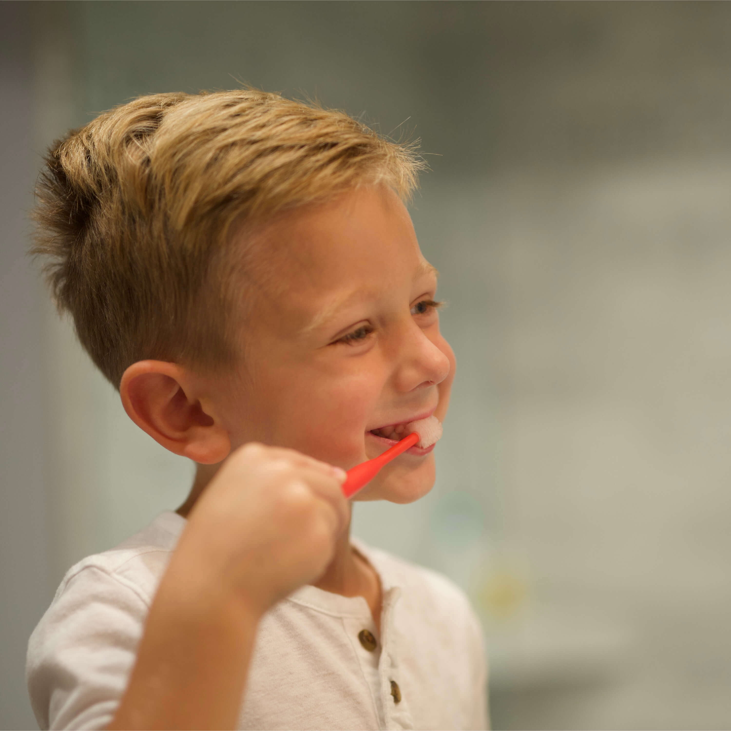 Brilliant Growing Kids Oral Care Kit: Round Head Soft Toothbrushes & Tooth Gel for Ages 2+ - Pink
