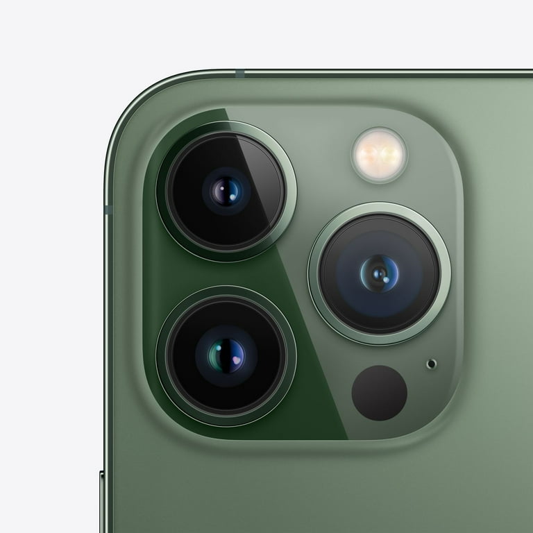 Alpine Green Apple iPhone 13 Review